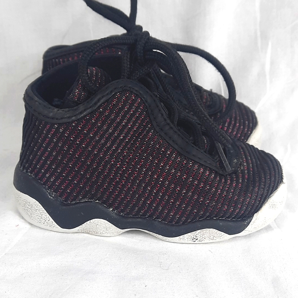 Nike Air Jordan Toddlers Horizon GT Size 5C black white vivid pink 819850-008